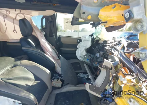 2022 Ford Bronco Wildtrak z USA, uszkodzony, nr VIN 1FMEE5DP2NLB30150